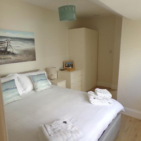 3Thedome - Luxury Ground Floor Apartment Opposite The Beach, Barton On Sea Exterior photo